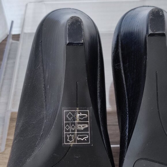 Nine West Comfort Wedge Pumps Size 7 Black Leather Minimalist Dress Shoes - Picture 11 of 12